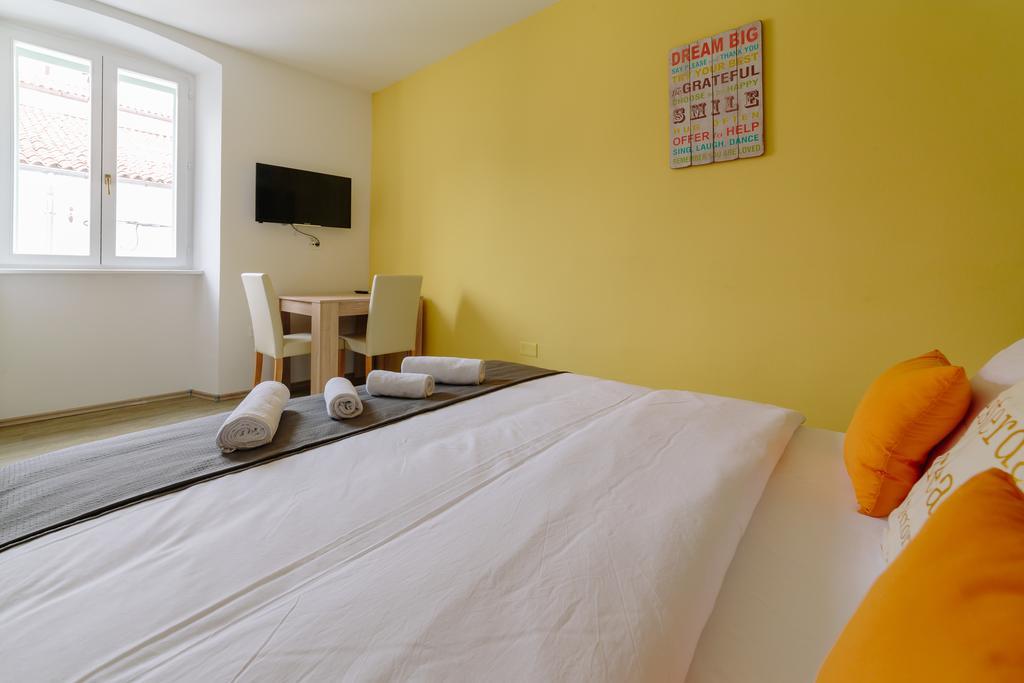 Piranika Hotell Exteriör bild